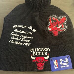 NBA Chicago Bulls Black Knit Beanie
